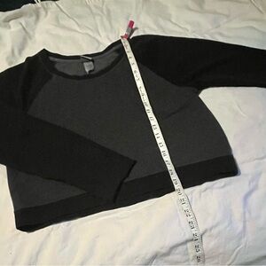 Black and Gray Long Sleeve Crop Top
